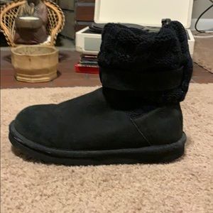 Used size 7 Ugg Boot